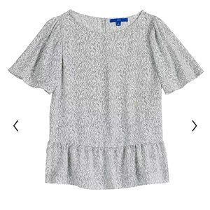 Adorable Women's Apt. 9® Ruffle Peplum Top - Brand new, never worn! 🤍🖤✨